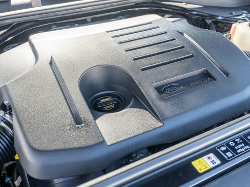 Certified 2025 Land Rover Range Rover Sport Dynamic SE image 37