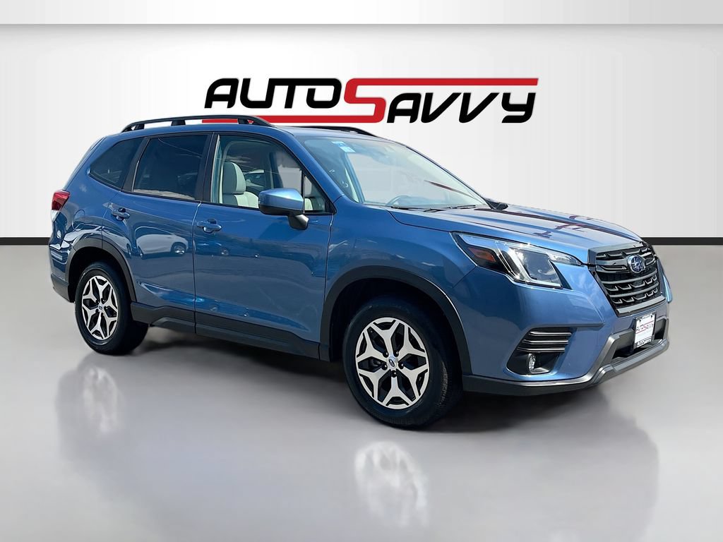 Used 2024 Subaru Forester Premium AWD/4WD image 1