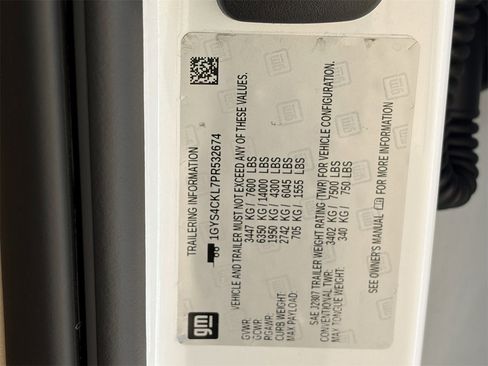 Certified 2023 Cadillac Escalade Premium Luxury w/ Performance Package image 33