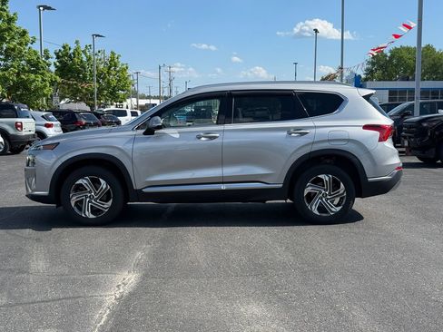 Used 2021 Hyundai Santa Fe SEL w/ Convenience + Premium Package AWD/4WD image 2