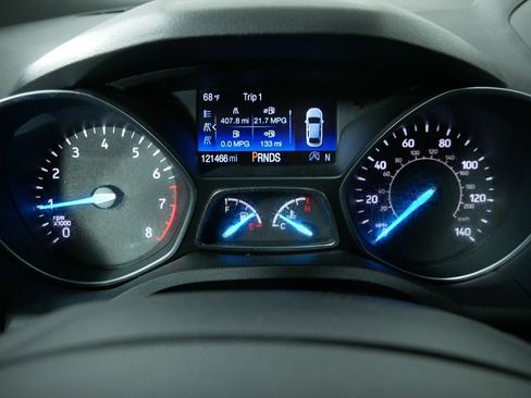 Used 2017 Ford Escape SE w/ Equipment Group 201A AWD/4WD image 34