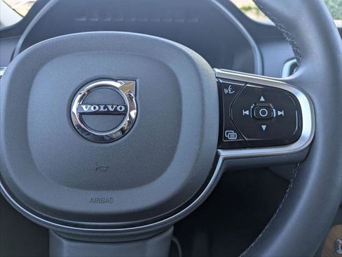 Used 2025 Volvo XC90 B6 Plus w/ Protection Package Premier image 15