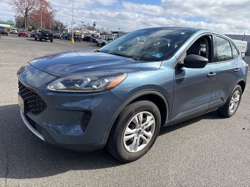 Used 2020 Ford Escape S image 1