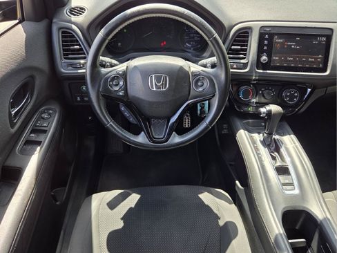 Used 2019 Honda HR-V Sport image 12