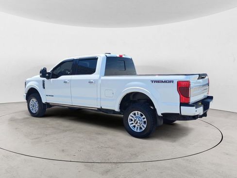 Used 2020 Ford F350 Platinum w/ Tremor Off-Road Package AWD/4WD image 3