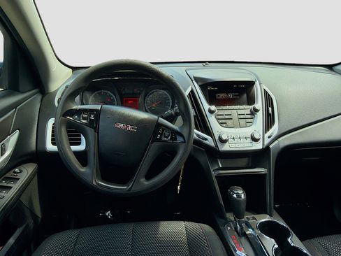 Used 2017 GMC Terrain SLE FWD image 18