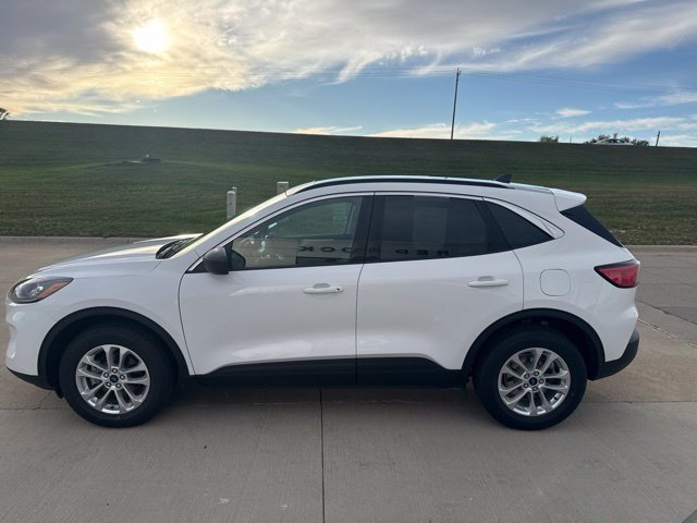 Used 2022 Ford Escape SE w/ Convenience Package AWD/4WD image 6