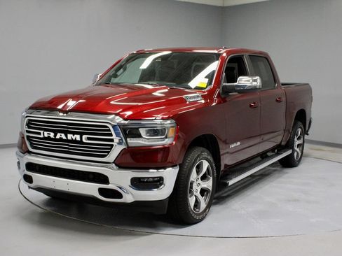 Used 2023 RAM 1500 Laramie AWD/4WD image 7