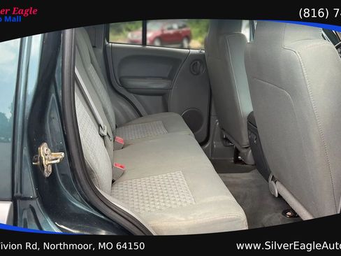 Used 2005 Jeep Liberty Sport AWD/4WD image 11