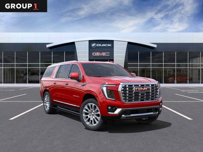 New 2025 GMC Yukon XL Denali w/ Sun & Power Step Package