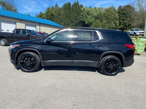Certified 2020 Chevrolet Traverse LT w/ Driver Confidence II Package image 6