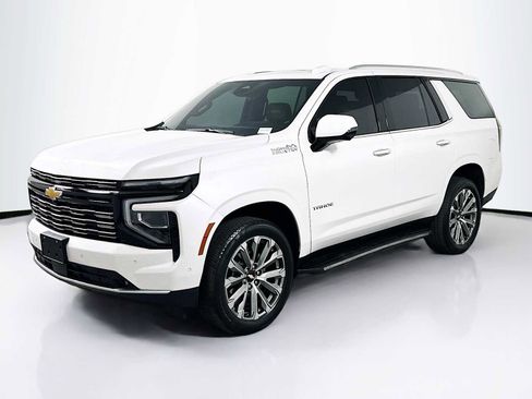 Used 2025 Chevrolet Tahoe High Country w/ Sun And Tow Package image 1