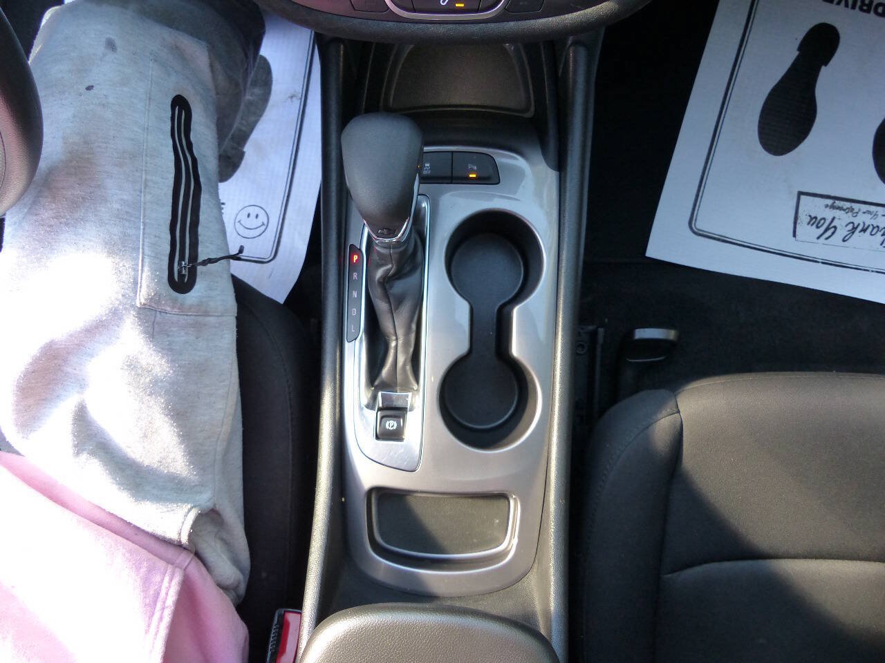 Used 2024 Chevrolet Malibu LS w/ Driver Confidence Package FWD image 31