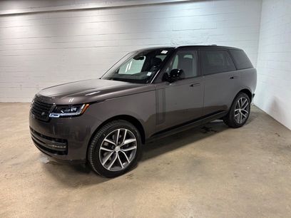 New 2025 Land Rover Range Rover Long Wheelbase SE
