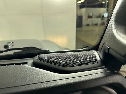 Used 2022 Jeep Gladiator Sport image 28