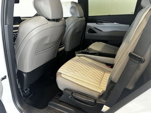 New 2026 INFINITI QX60 Autograph image 12