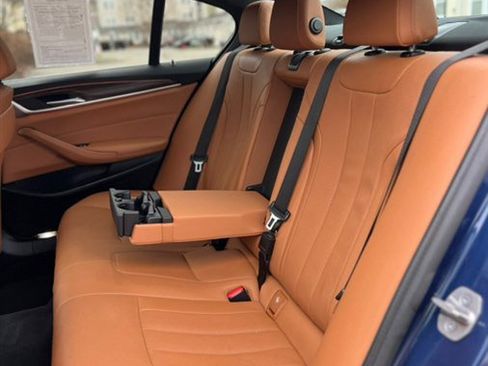 Used 2022 BMW 530i xDrive 530i xDrive Sedan w/ Convenience Package image 35