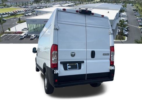 Used 2024 RAM ProMaster 2500 w/ Convenience Group FWD image 28