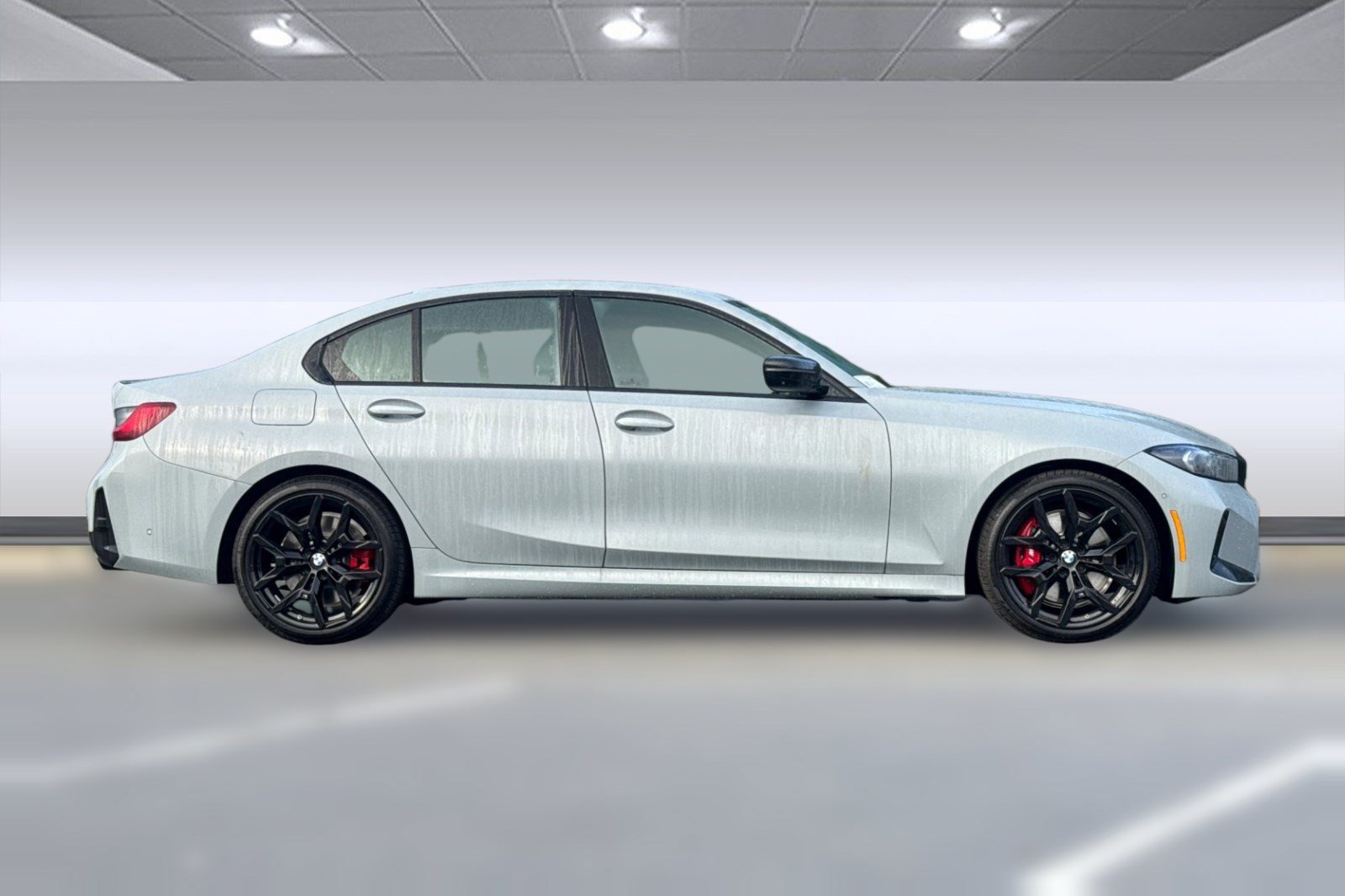 Used 2026 BMW 330i Sedan w/ M Sport Package RWD image 8