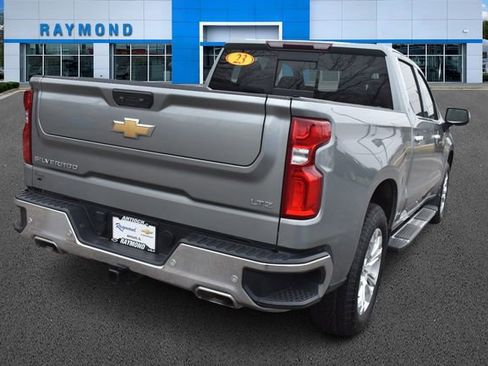 Certified 2023 Chevrolet Silverado 1500 LTZ image 4