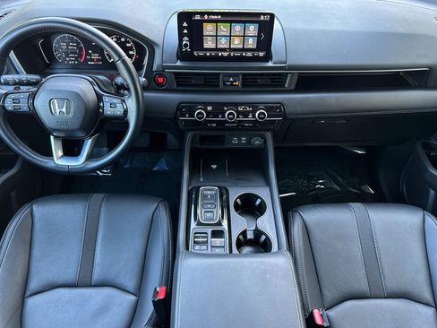 Used 2025 Honda Pilot EX-L image 26