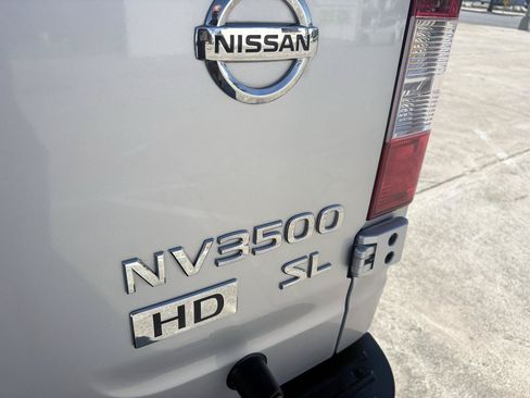 Used 2015 Nissan NV 3500 SL w/ Technology Package RWD image 16