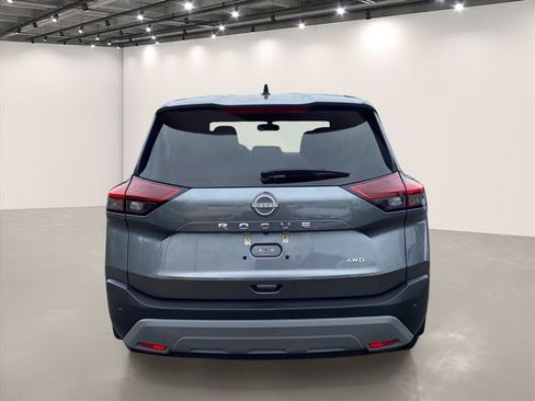 Used 2023 Nissan Rogue S AWD/4WD image 6