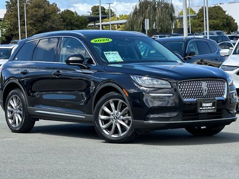 Used 2020 Lincoln Corsair FWD w/ Premium Package image 2