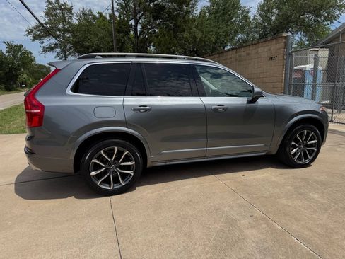 Used 2017 Volvo XC90 T6 Momentum w/ Vision Package AWD/4WD image 13