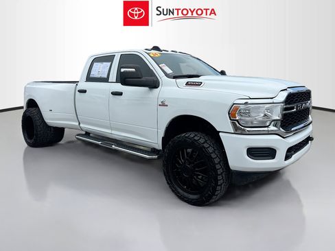 Used 2024 RAM 3500 Tradesman w/ Chrome Appearance Group AWD/4WD image 1