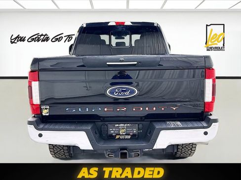 Used 2019 Ford F250 Lariat w/ Lariat Ultimate Package AWD/4WD image 7