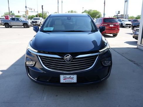 Used 2023 Buick Enclave Essence AWD/4WD image 35