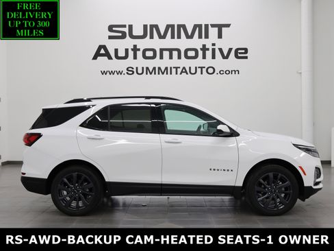 Used 2024 Chevrolet Equinox RS w/ LPO, Floor Liner Package AWD/4WD image 1