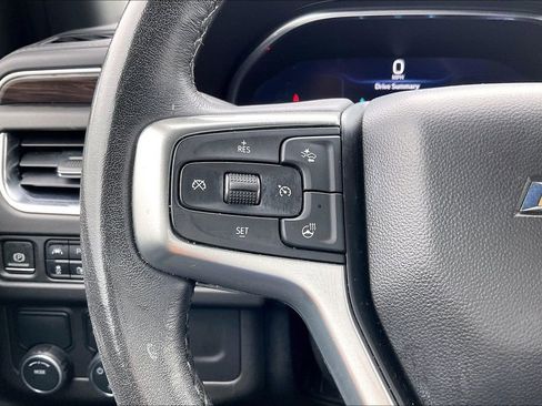 Used 2022 Chevrolet Tahoe LT w/ Luxury Package RWD image 18