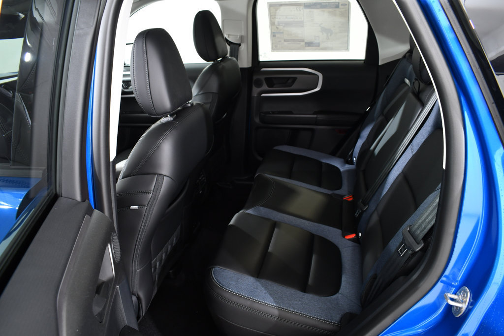 New 2026 Ford Bronco Sport Outer Banks w/ Outer Banks Tech Package+ AWD/4WD image 16