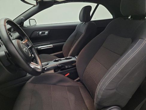 Used 2015 Ford Mustang Convertible w/ Equipment Group 051A RWD image 17