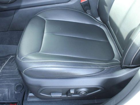 Used 2024 Jeep Grand Cherokee L Limited image 16