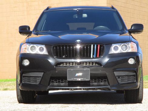 Used 2013 BMW X3 xDrive35i w/ Technology Pkg image 2