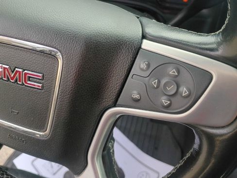 Used 2020 GMC Yukon XL SLT image 26