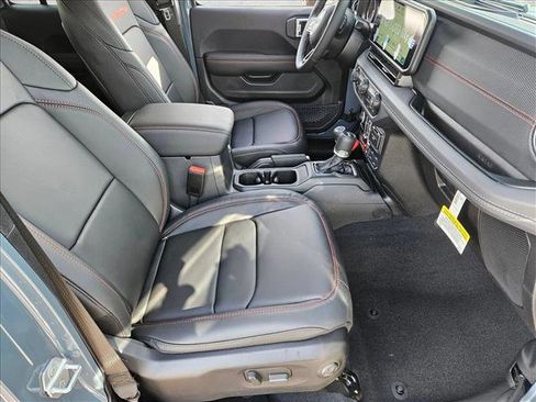 New 2026 Jeep Wrangler Unlimited Rubicon image 16