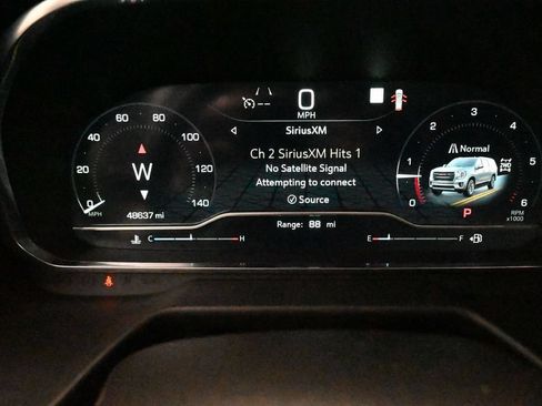 Used 2023 GMC Yukon XL AT4 w/ Technology Package AWD/4WD image 12