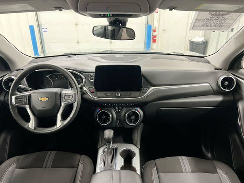 Used 2023 Chevrolet Blazer LT FWD image 10