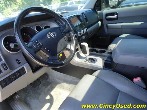 Used 2011 Toyota Sequoia Limited AWD/4WD image 12