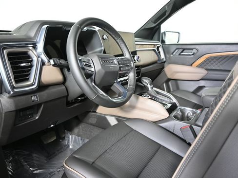 Used 2026 GMC Canyon Denali AWD/4WD image 23