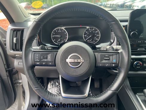 Certified 2023 Nissan Pathfinder SL w/ SL Premium Package AWD/4WD image 13