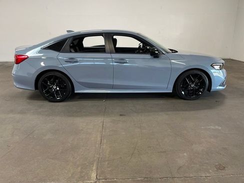 Used 2024 Honda Civic Sport image 2