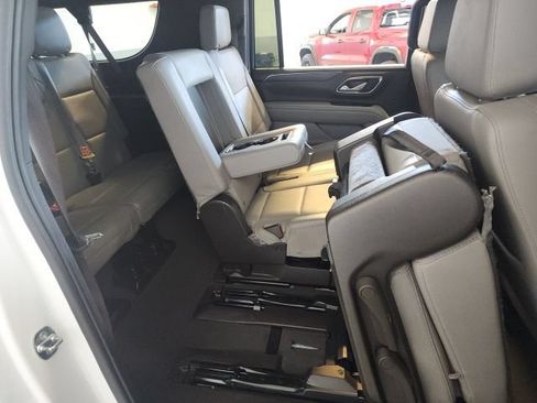Certified 2024 Chevrolet Suburban LT AWD/4WD image 23