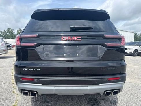 Used 2025 GMC Acadia Elevation w/ Elevation Premium Package FWD image 4