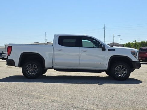Used 2025 GMC Sierra 1500 AT4X AWD/4WD image 6