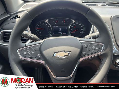 Certified 2024 Chevrolet Equinox LT FWD image 19